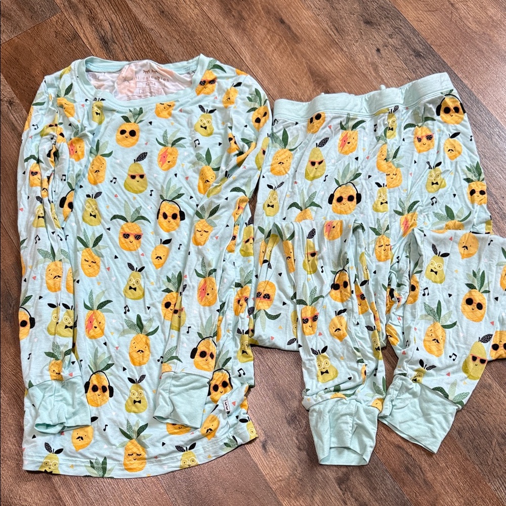 Kids Pineapple Print Pajamas